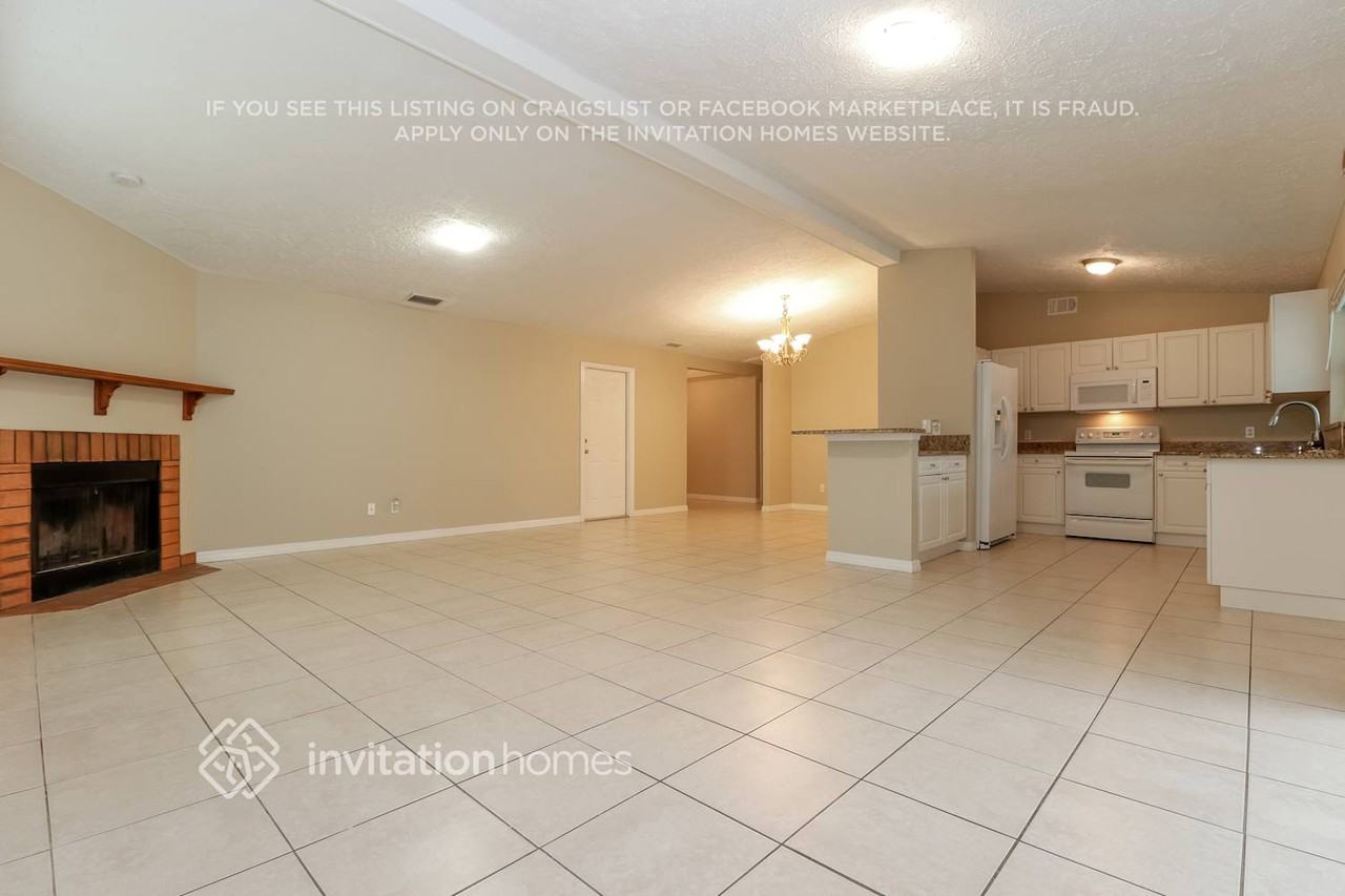 419 Sw 39th Ter - Photo 6 of 20