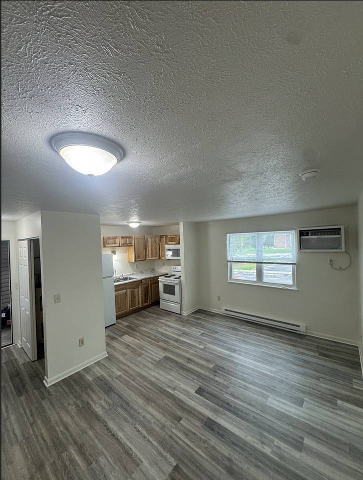 Buckeye Ridge - Photo 2 of 6