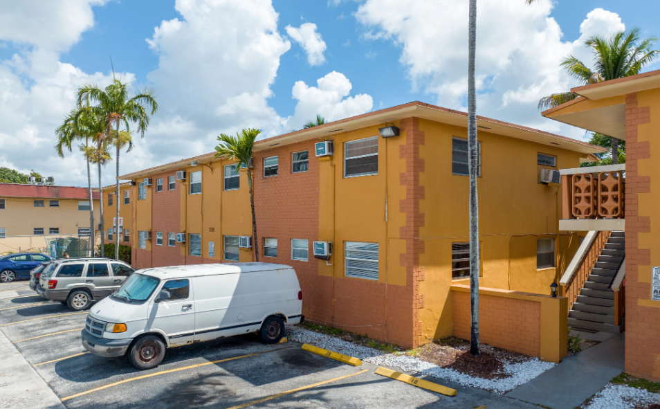 Buena Ventura Investments, LLC - Photo 4 of 11