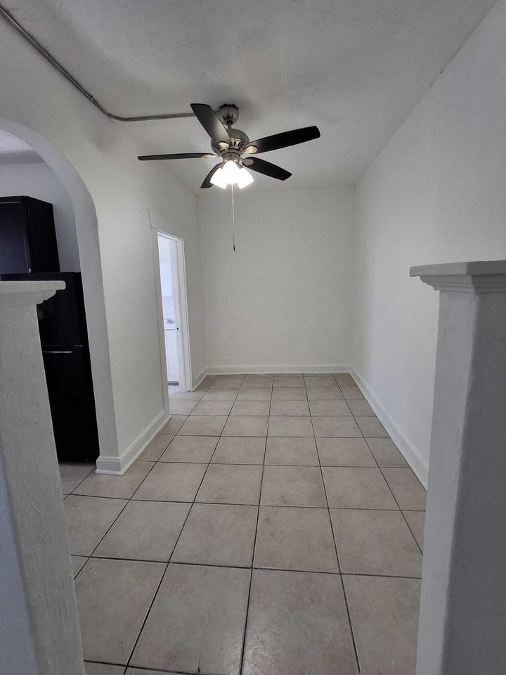 Doce Tribus LLC - Photo 5 of 11