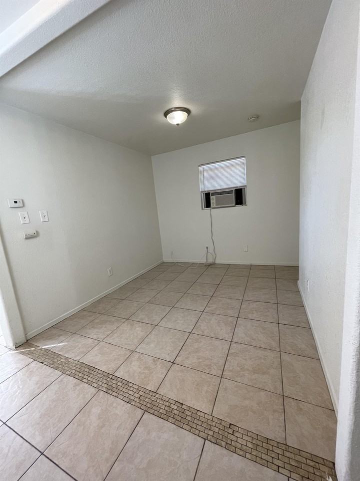 1718 Jefferson Street - Photo 4 of 6