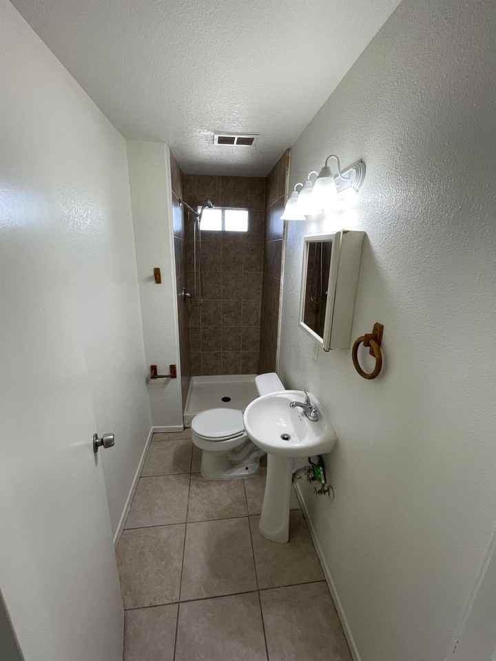 1718 Jefferson Street - Photo 5 of 6