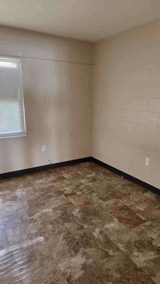 2040 West Church Street - Photo 5 of 11