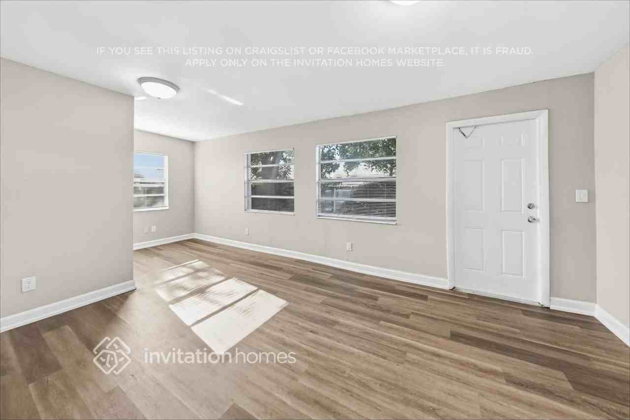 3930 30th Ave N - Photo 6 of 20