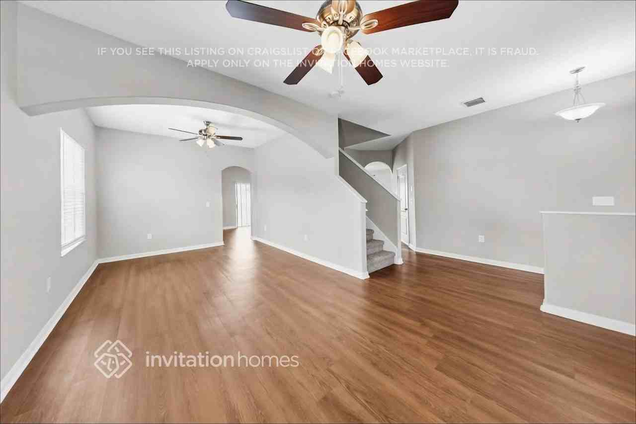 4628 Hickory Stream Ln - Photo 5 of 22
