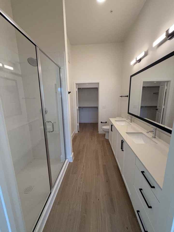 2211 E University Dr #9107 - Photo 6 of 8