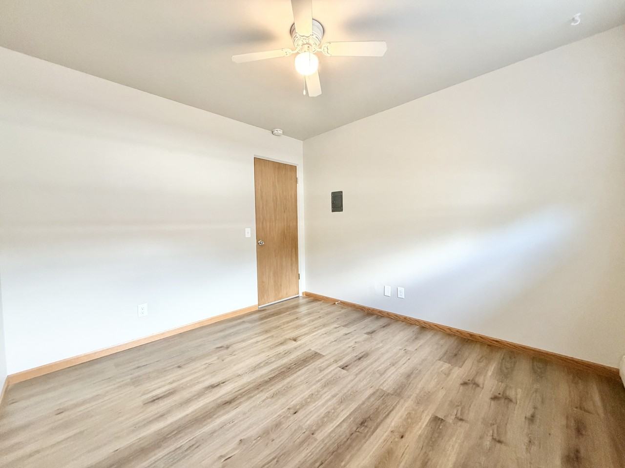 1705 Camus Lane - Photo 7 of 20