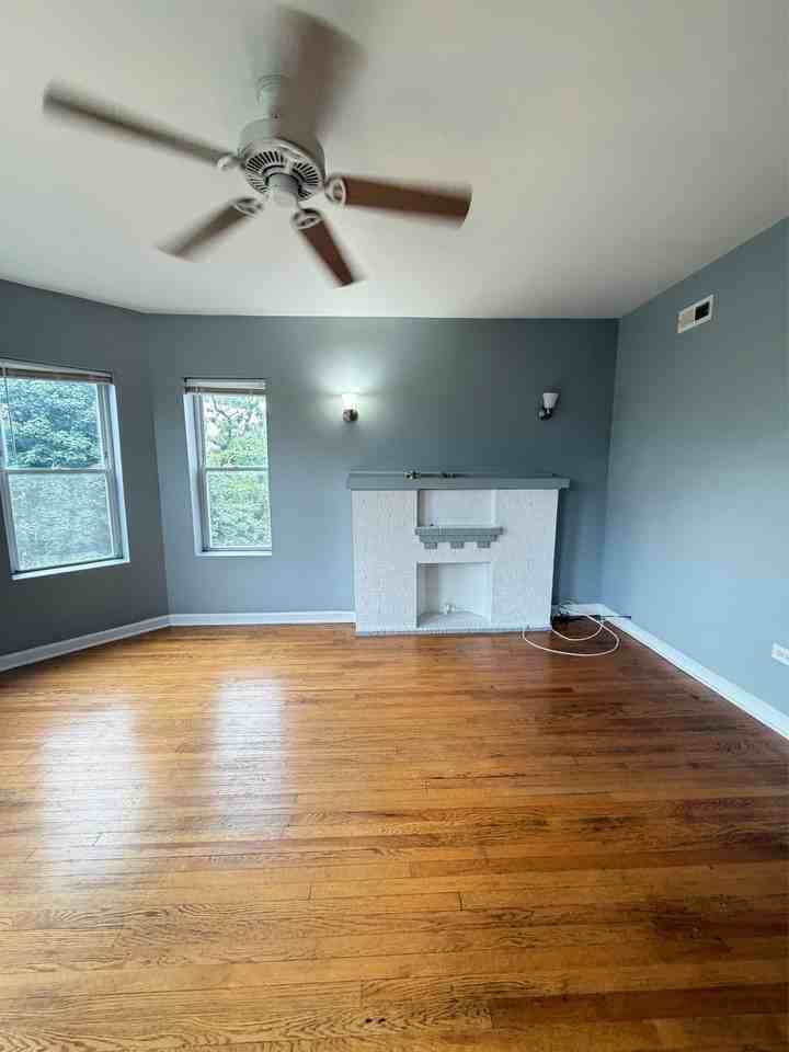 6920 South Vernon Avenue - Photo 3 of 11
