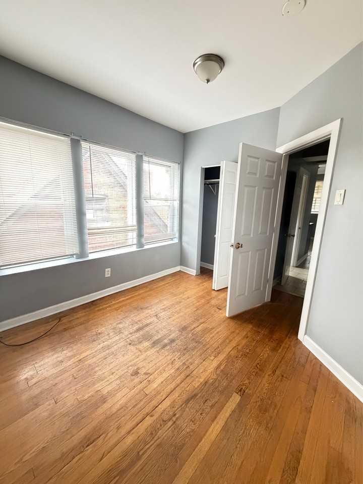 6920 South Vernon Avenue - Photo 5 of 11