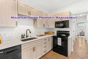 featured image of 2111 Hummingbird Way