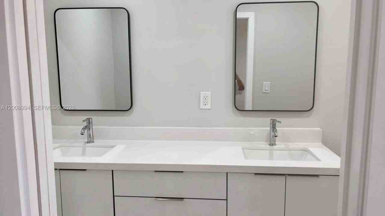 11050 Sw 5th St #11056 - Photo 2 of 5