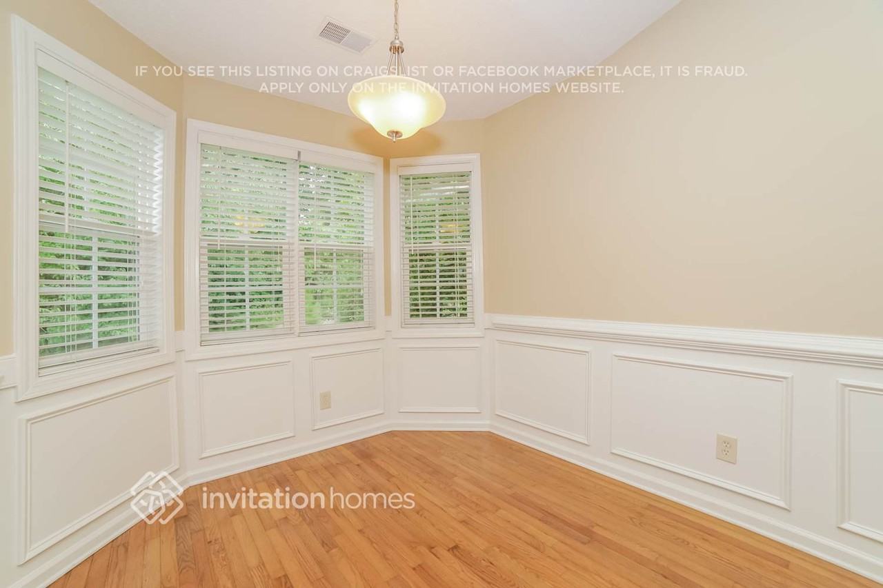 1747 Fort River Way - Photo 5 of 19