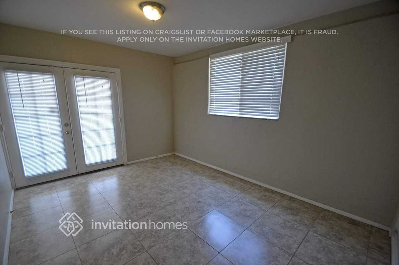 3630 E Oak St - Photo 5 of 11
