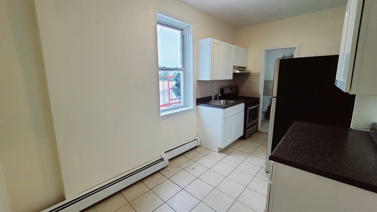6704 Bergenline Avenue - Photo 2 of 6