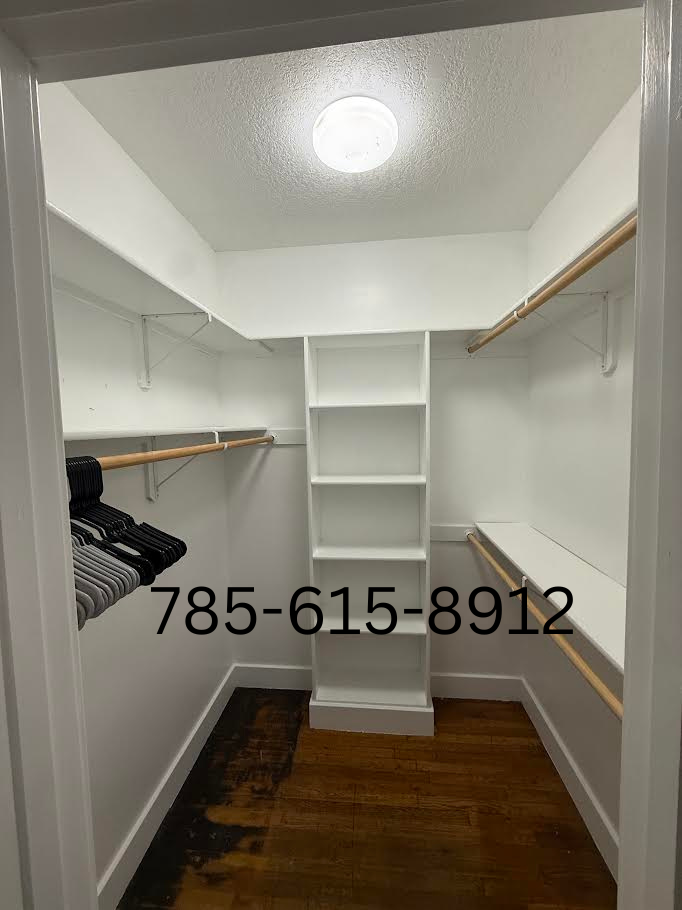 415 "A" S. Oak St. - Photo 2 of 6