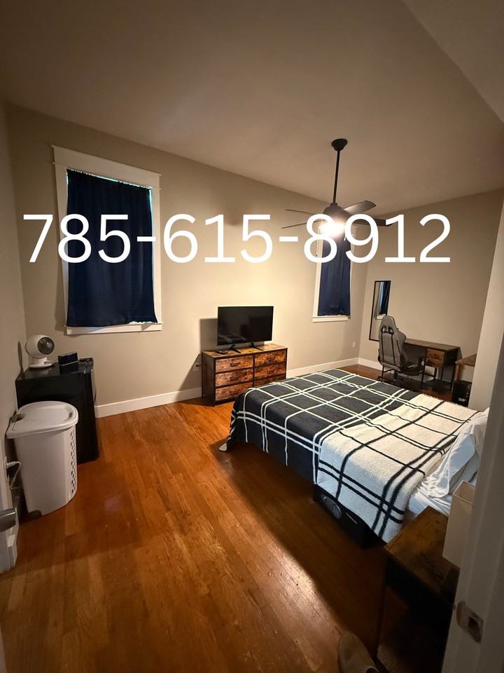 415 "A" S. Oak St. - Photo 4 of 6