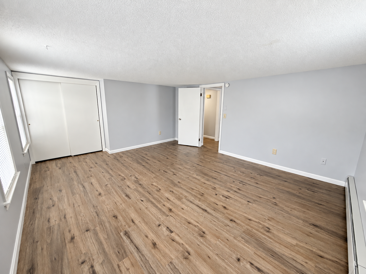 404 North Main Street - Photo 5 of 7