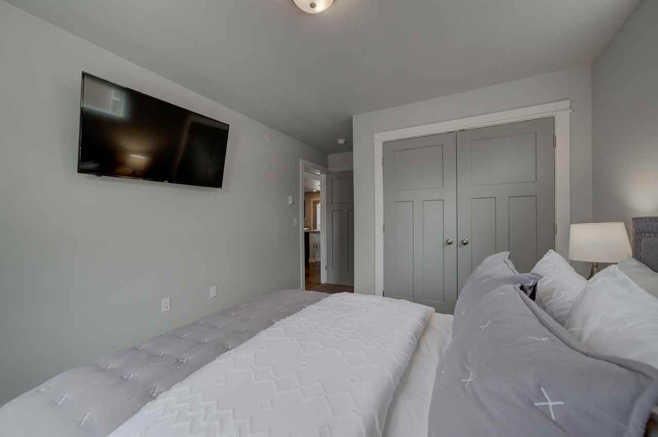 360 Enterprise Blvd - Photo 7 of 13
