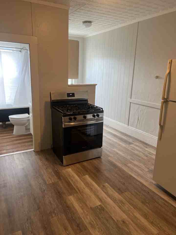 5 Clifford & 157 Massabesic - Photo 6 of 8