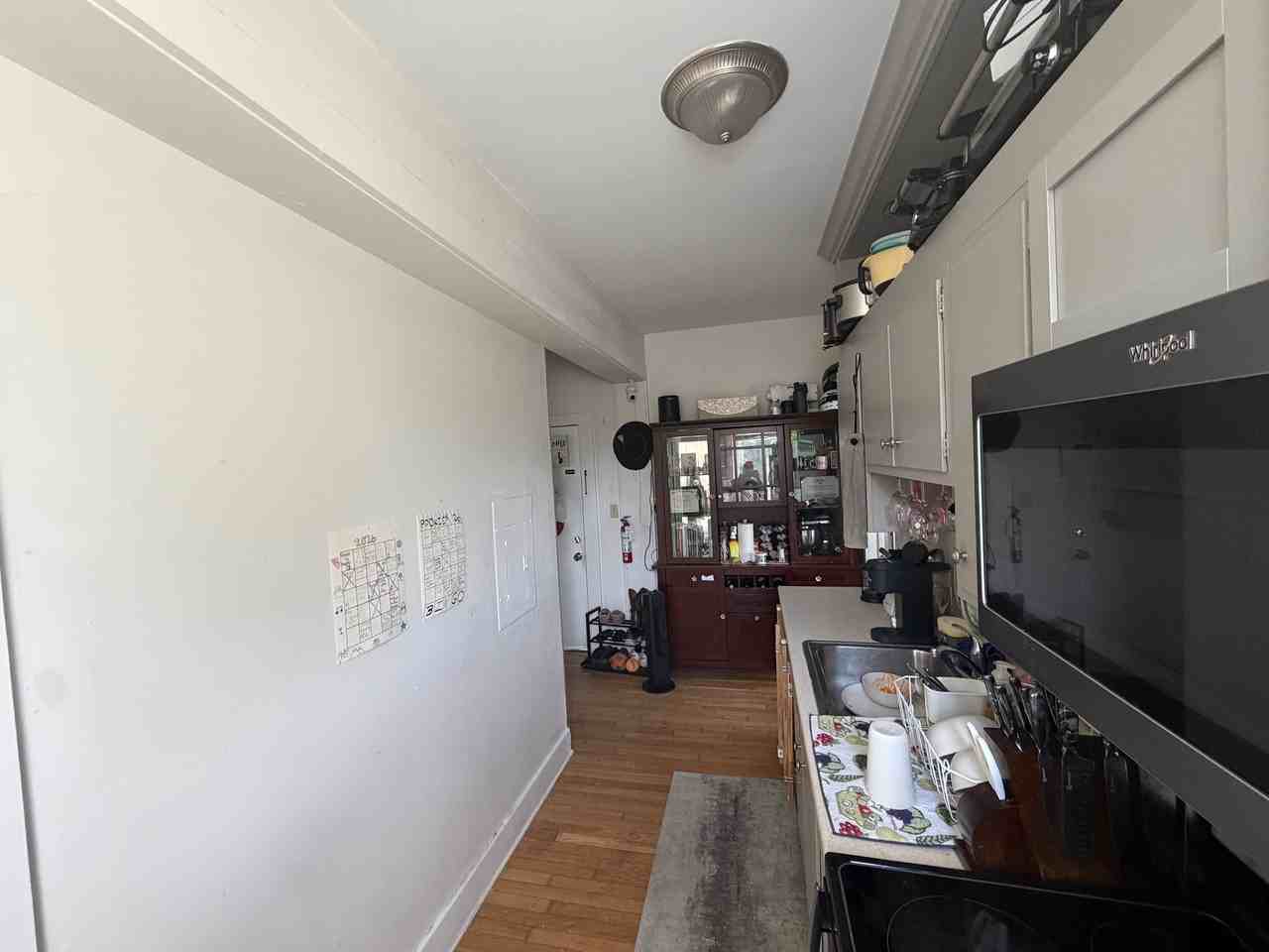 4 Bixby Hill - Photo 3 of 10
