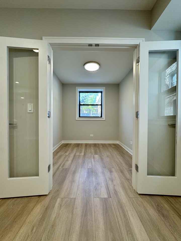 1348-58 W. Winnemac / 5045-47 N Glenwood - Photo 3 of 18