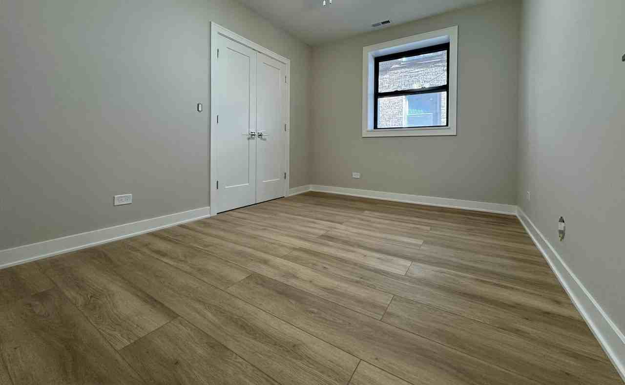 1348-58 W. Winnemac / 5045-47 N Glenwood - Photo 5 of 18