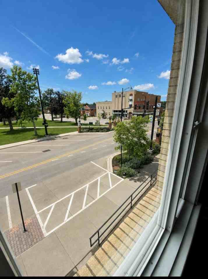 1038-1/2 7th Avenue - Photo 4 of 19
