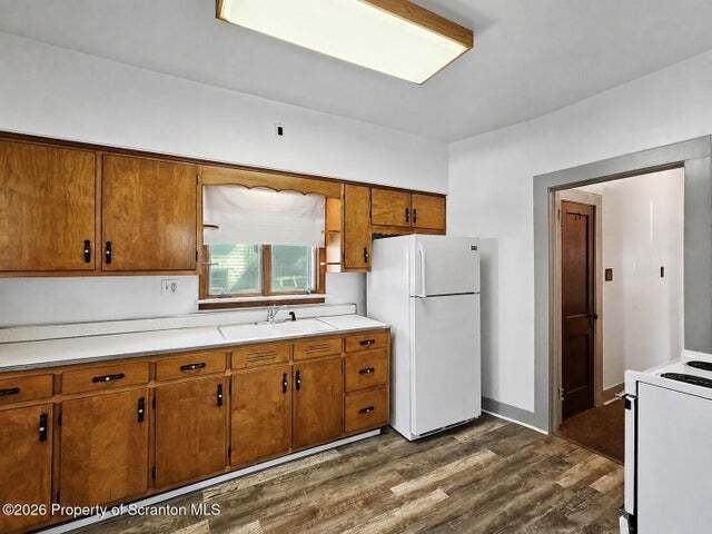 132 Smith - Photo 2 of 12