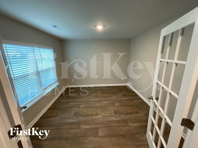 145 Preston Oaks Dr - Photo 4 of 11