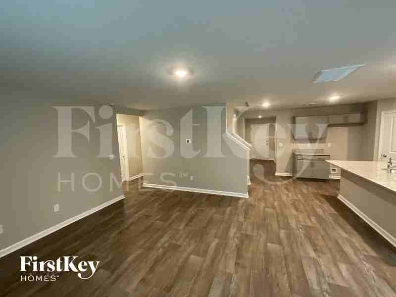 145 Preston Oaks Dr - Photo 5 of 11