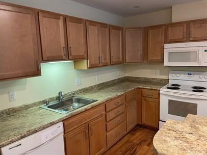 Highland Commons - Photo 3 of 34