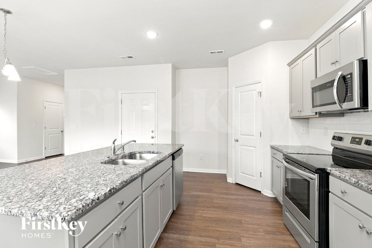 5435 Cobblestone Glen Dr - Photo 6 of 16