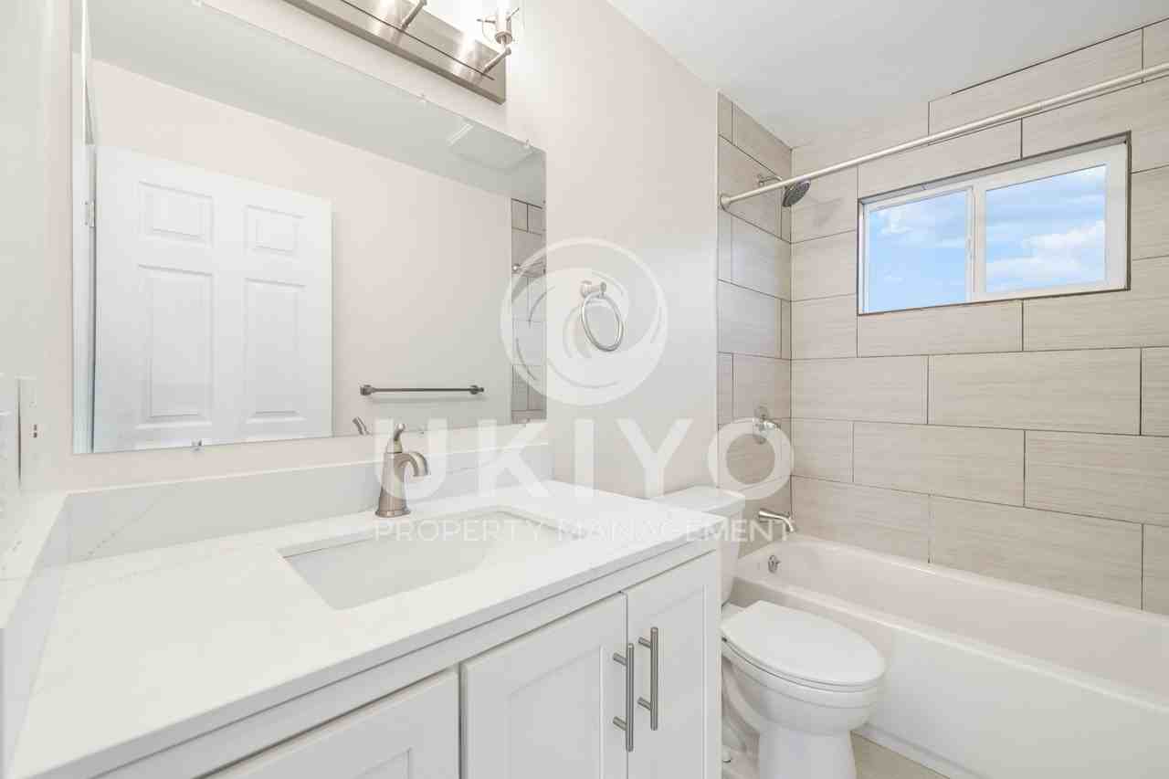 3007 Nicol Avenue - Photo 2 of 50