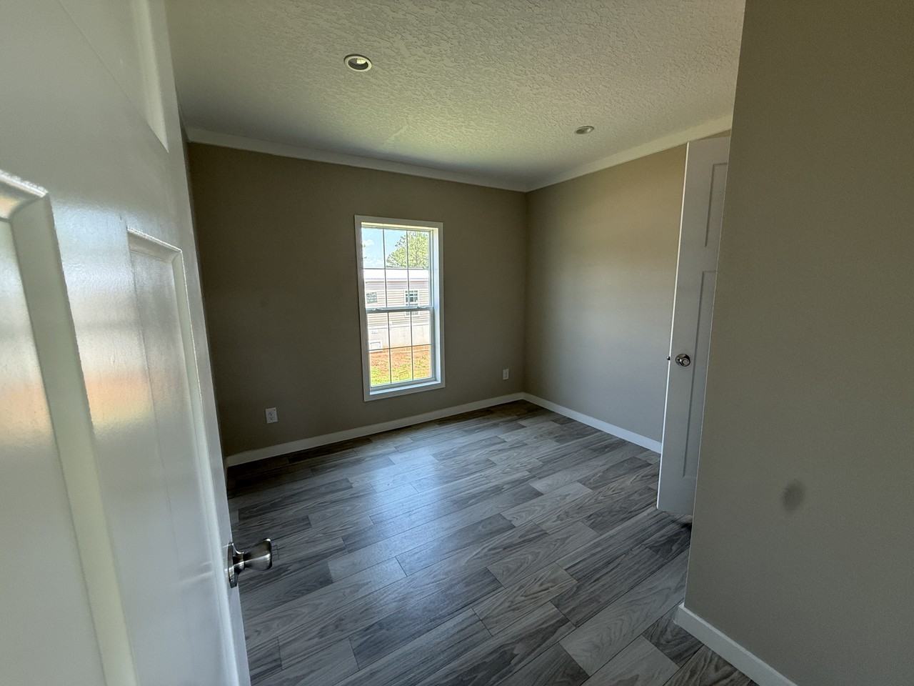 Candlestick Ln. - Photo 5 of 45