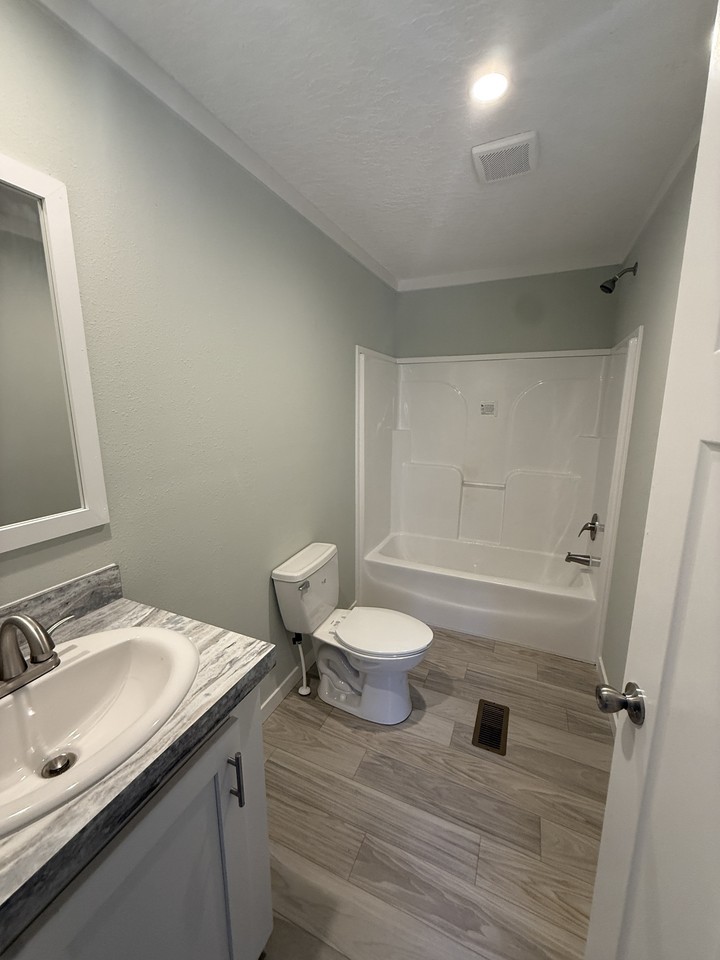 Candlestick Ln. - Photo 6 of 9