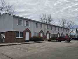 featured image of 215 Grover St