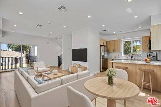 10826 Hesby St - Photo 3 of 8