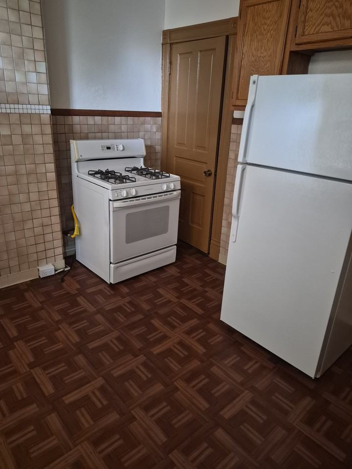 1945 Withnell Avenue - Photo 7 of 7