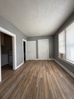 featured image of 900 Broadway St