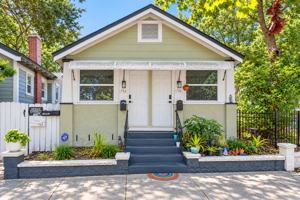 featured image of 734 8th St N