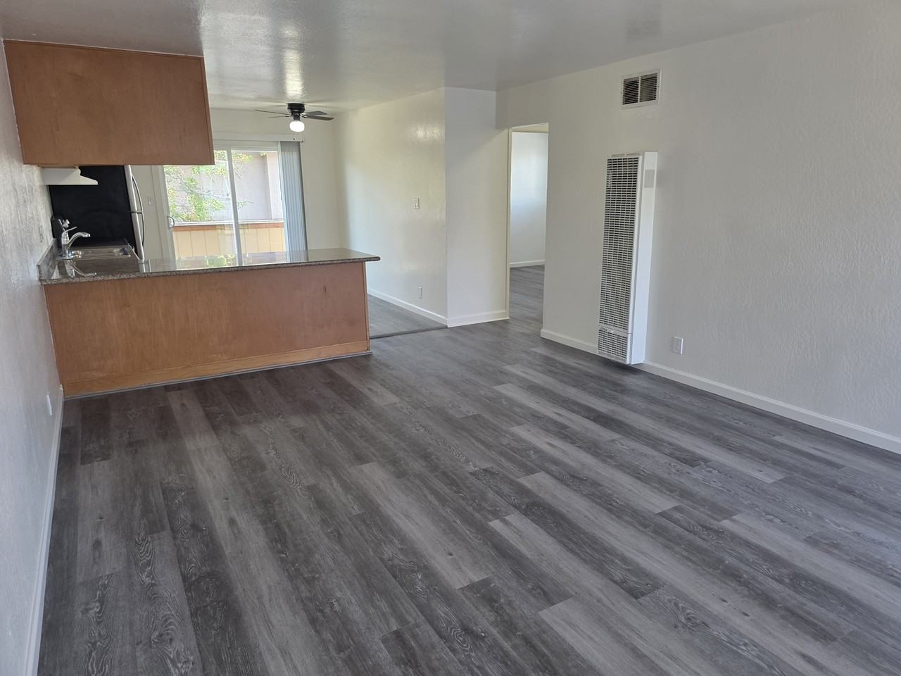 27070 Manon Avenue - Photo 7 of 18