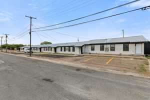 featured image of 4125 Compton Ln
