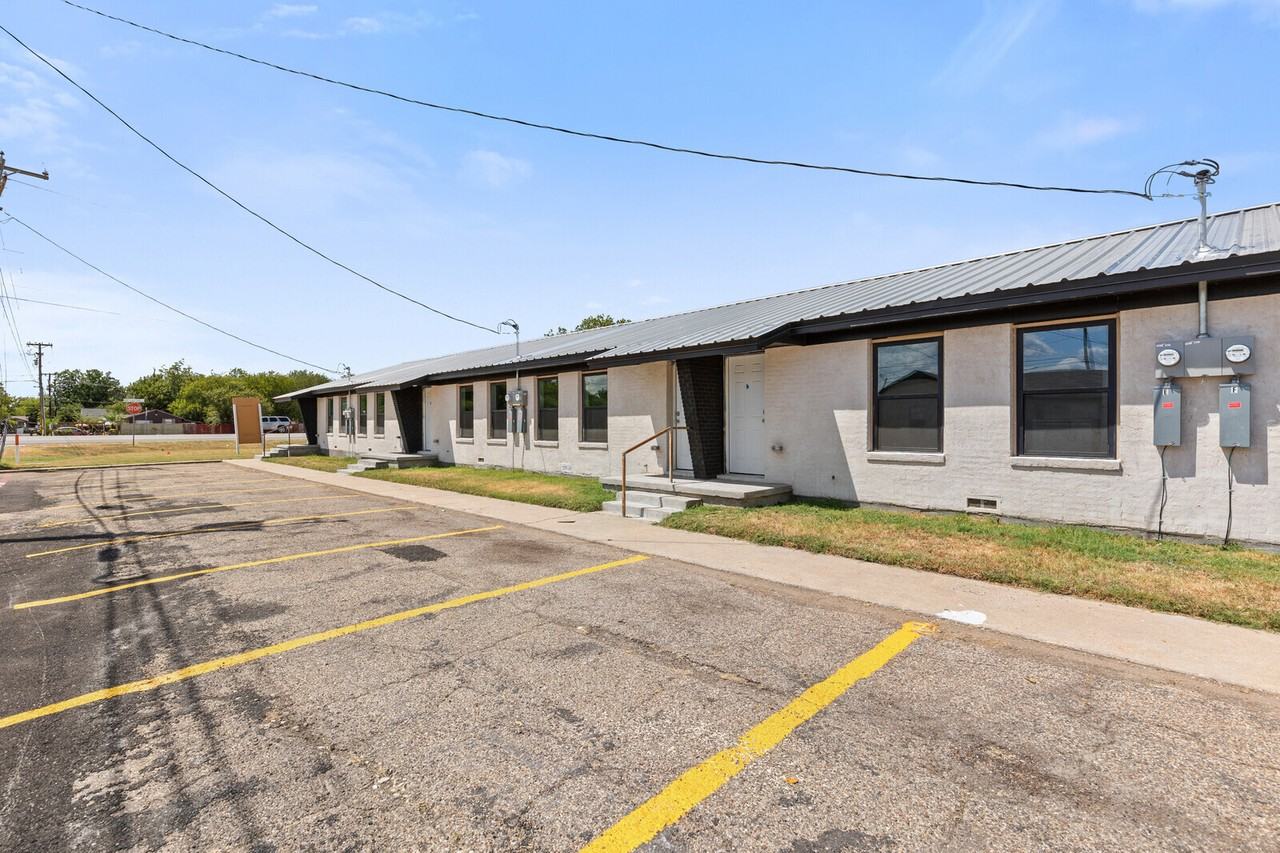 4125 Compton Ln, Unit A - Photo 2 of 13