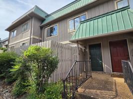 featured image of 2225 Golf Rd Sw