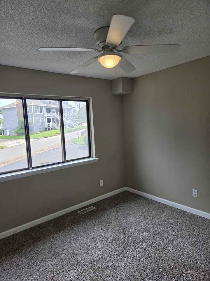 2225 Golf Road - Photo 7 of 10