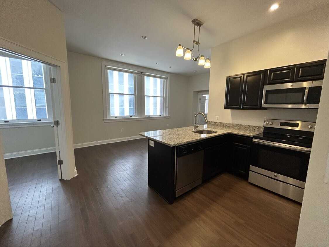 115 North Charles Street - Photo 2 of 6