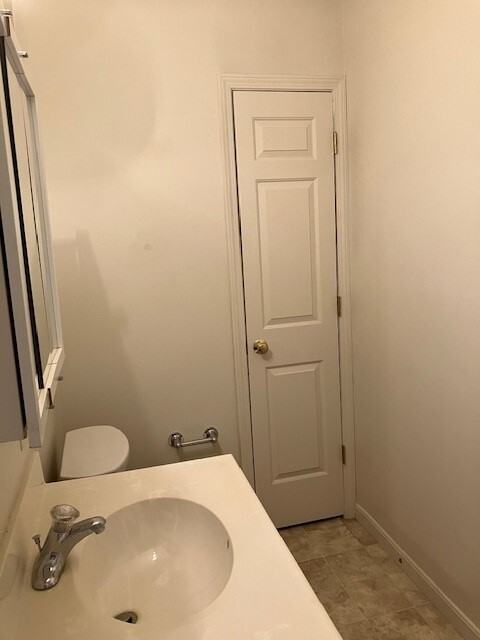 Crestfield Club Apartments - Photo 2 of 10