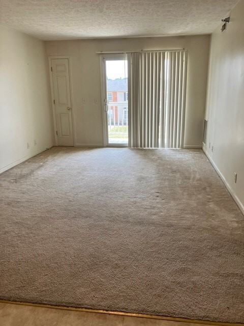 Crestfield Club Apartments - Photo 3 of 10