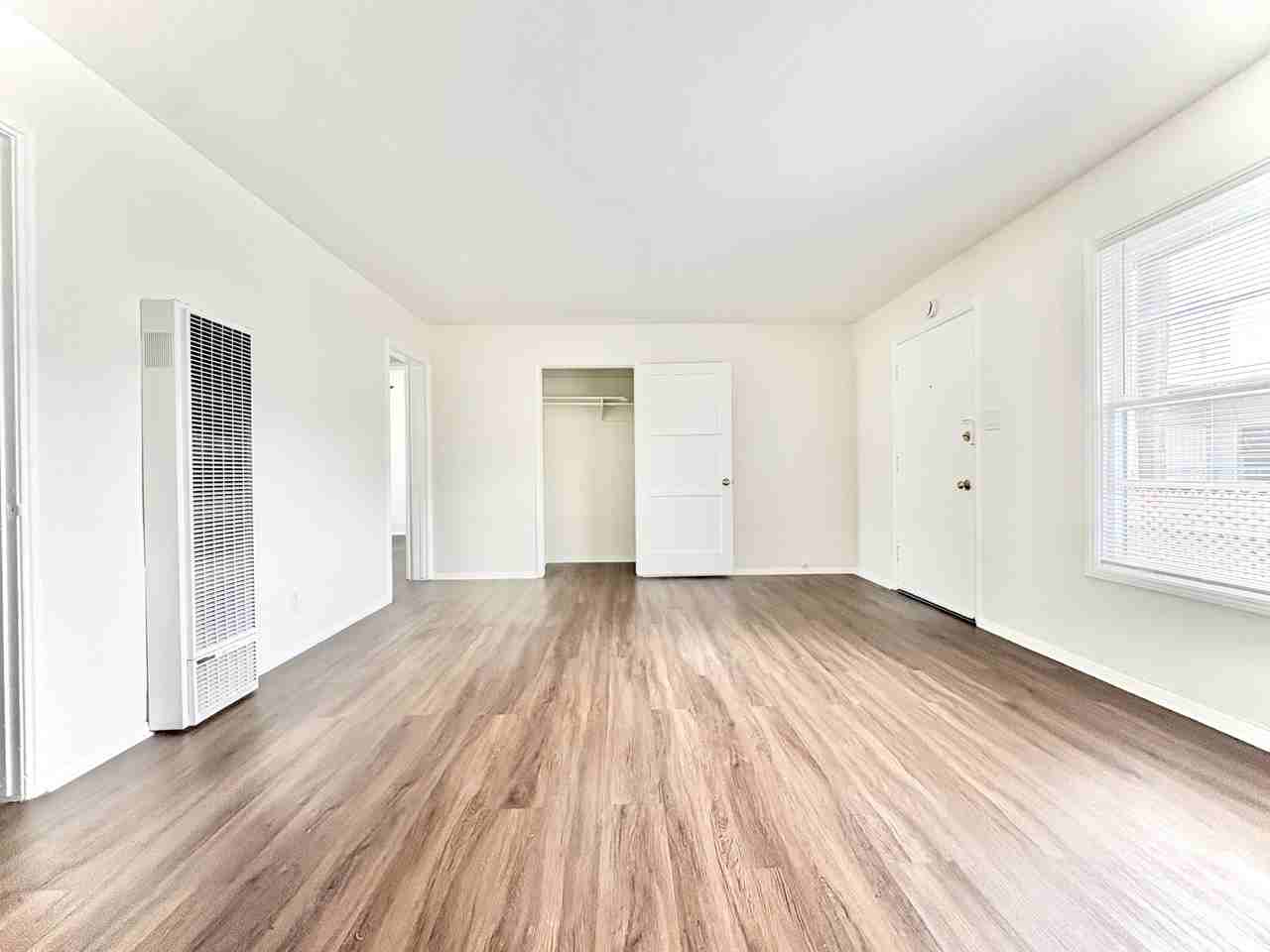 1061 E. Broadway - Photo 6 of 18