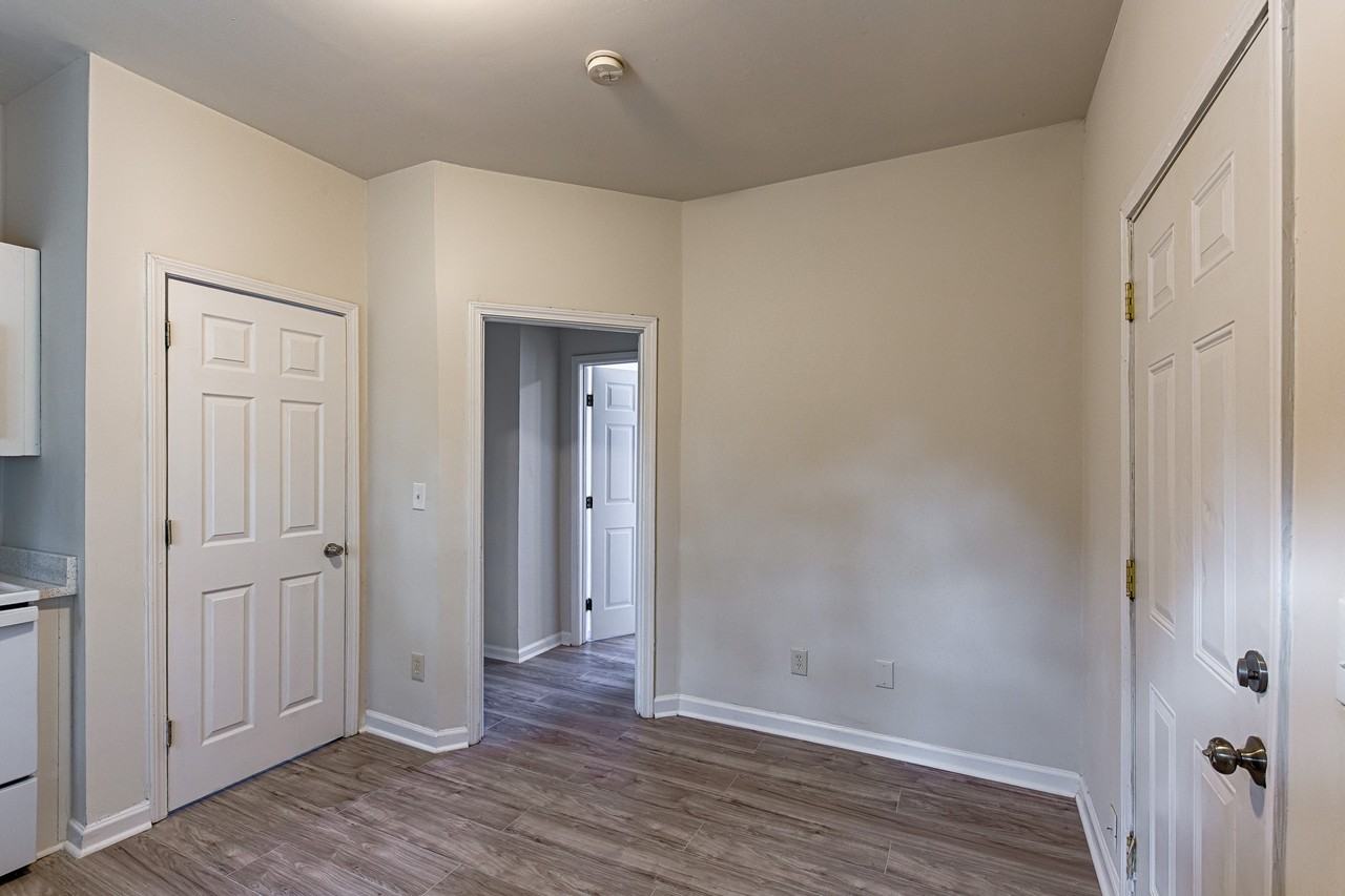 987 Dimmock Street Southwest - Photo 4 of 28